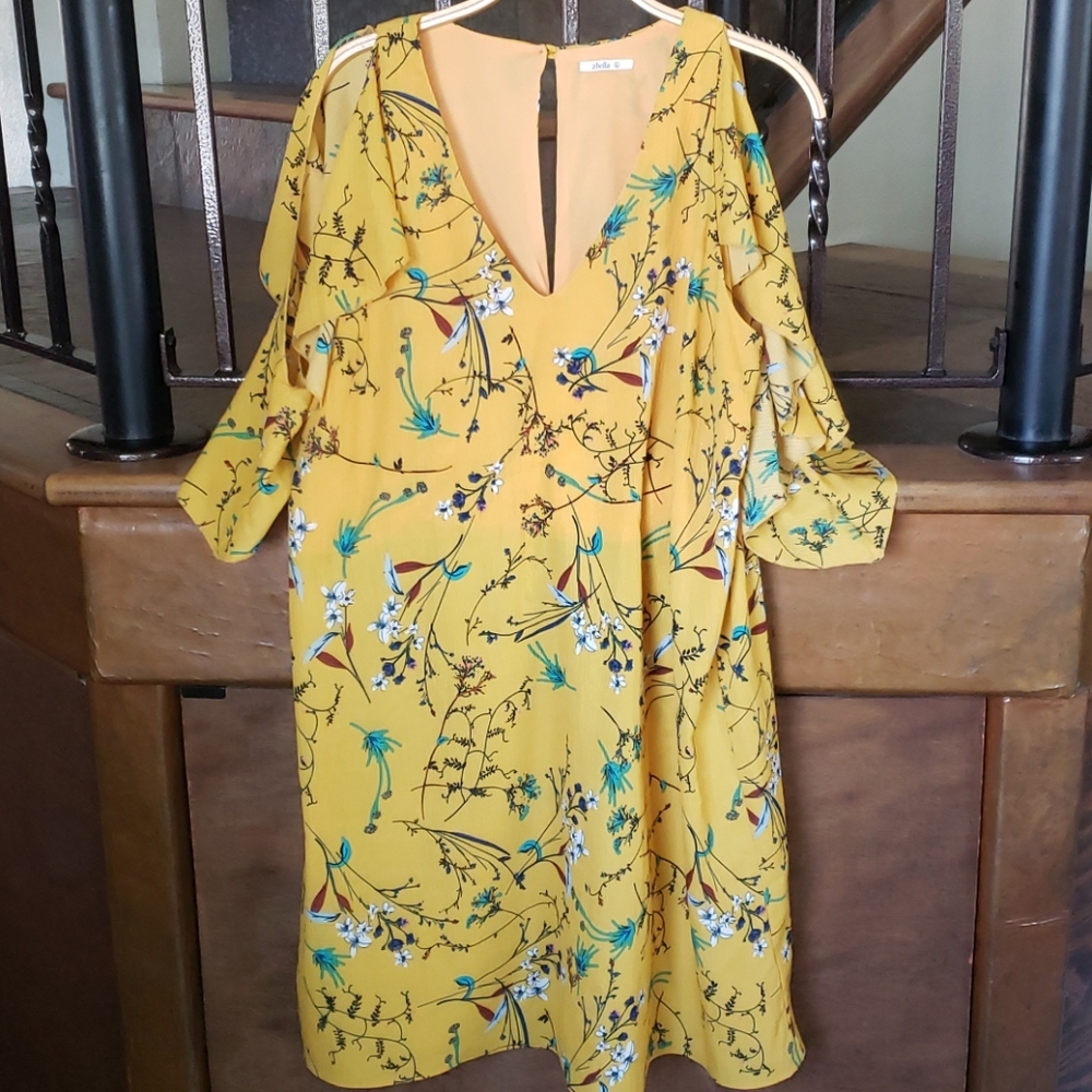 2bella Yellow Dress cut out sleeves (L)